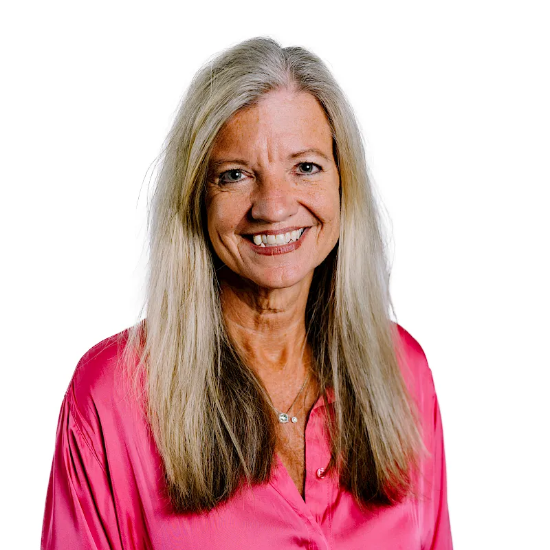 thumbnail-hinda-mitchell.jpg
