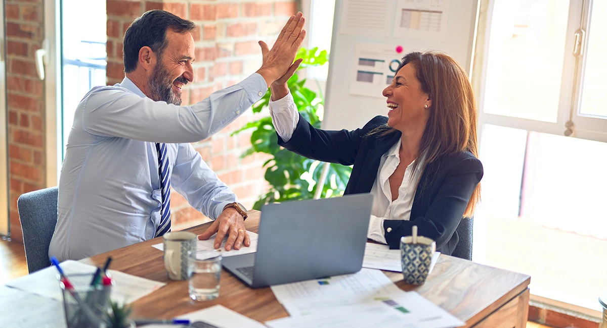 6_tips_to_improve_your_media_relations_skills-hero