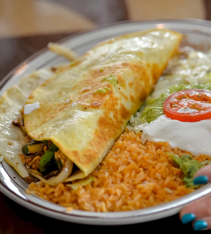 elvaquero-thumbnail-720x800